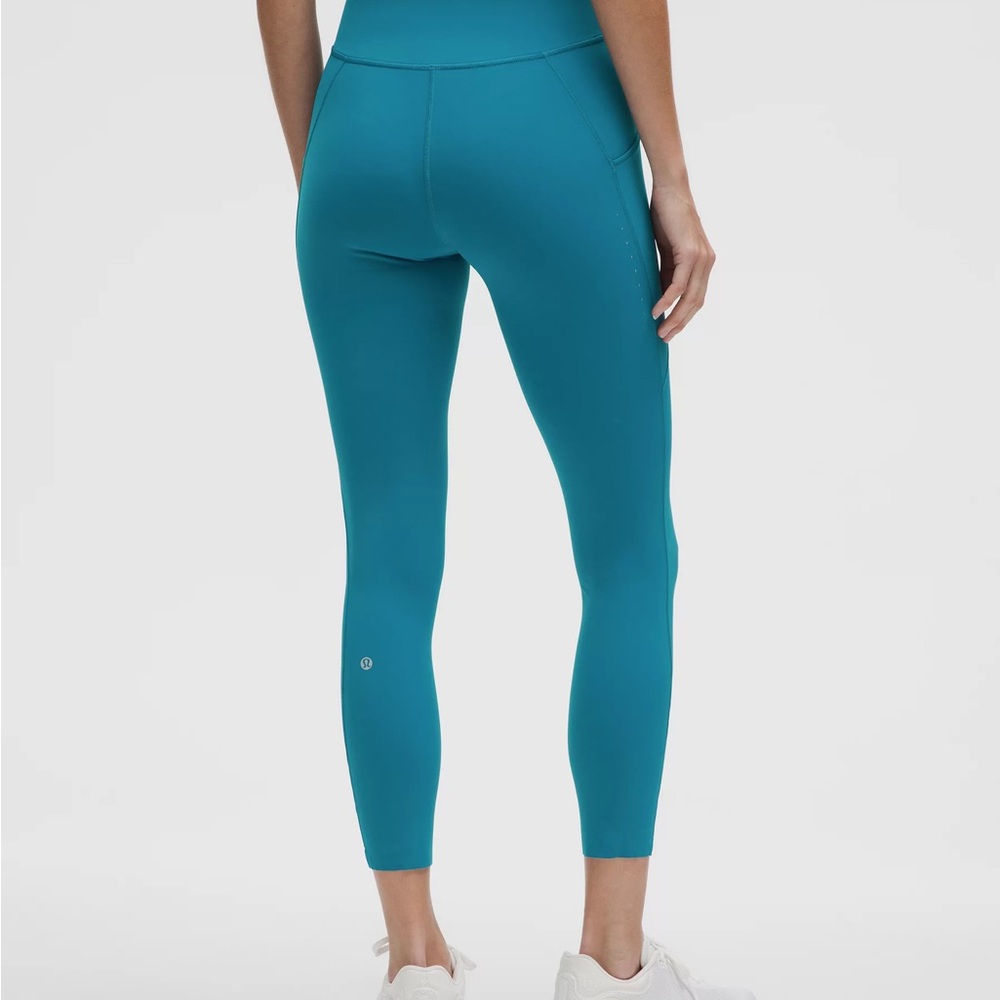 Fast and free high rise capris